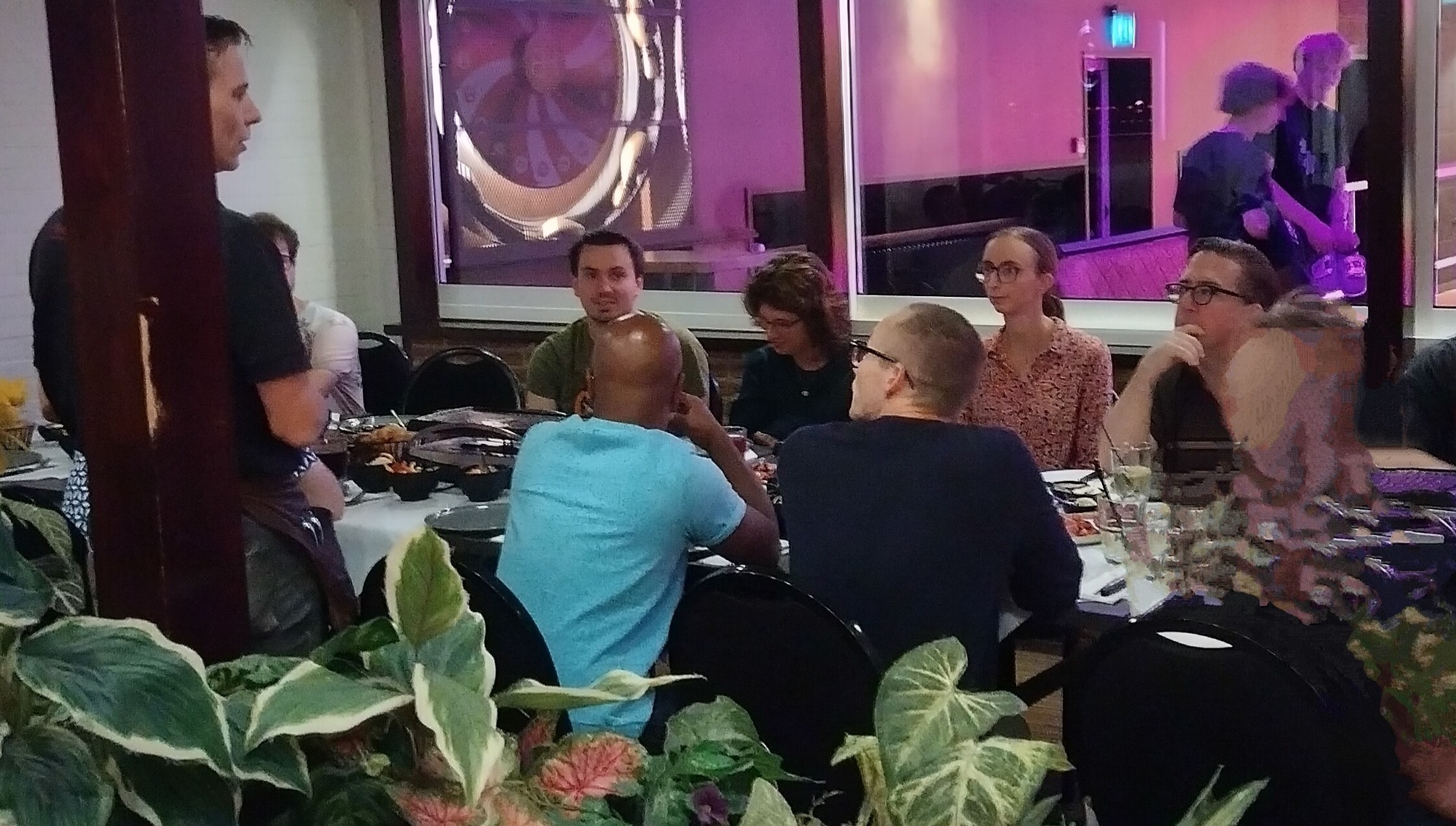 Stichting Brabant MAatjes - Aan de slag met glowgolf & tafelgrillen in Waalwijk bij Bourgondisch Hof