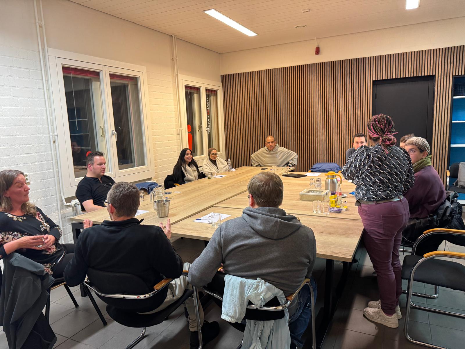 Gespreksavond Waalwijk – volwassenen in gesprek over stress, burn-out en autisme